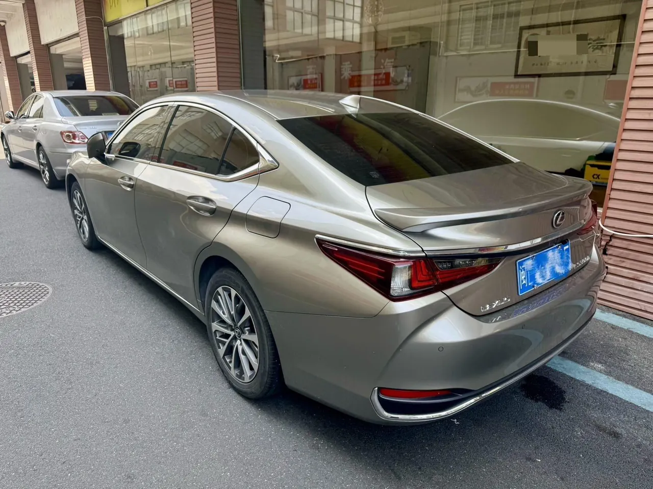 Lexus ES (Imported) 2022 ES300h 2.5 Stepless Excellence Edition Automatic Gear 3