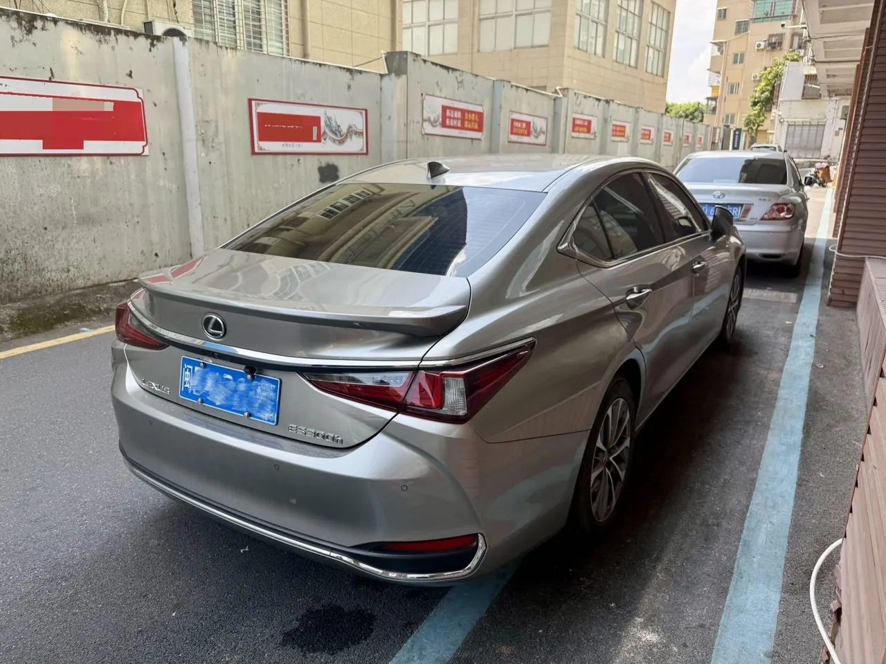 Lexus ES (Imported) 2022 ES300h 2.5 Stepless Excellence Edition Automatic Gear 5