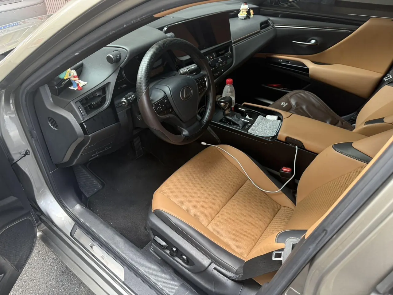 Lexus ES (Imported) 2022 ES300h 2.5 Stepless Excellence Edition Automatic Gear 7