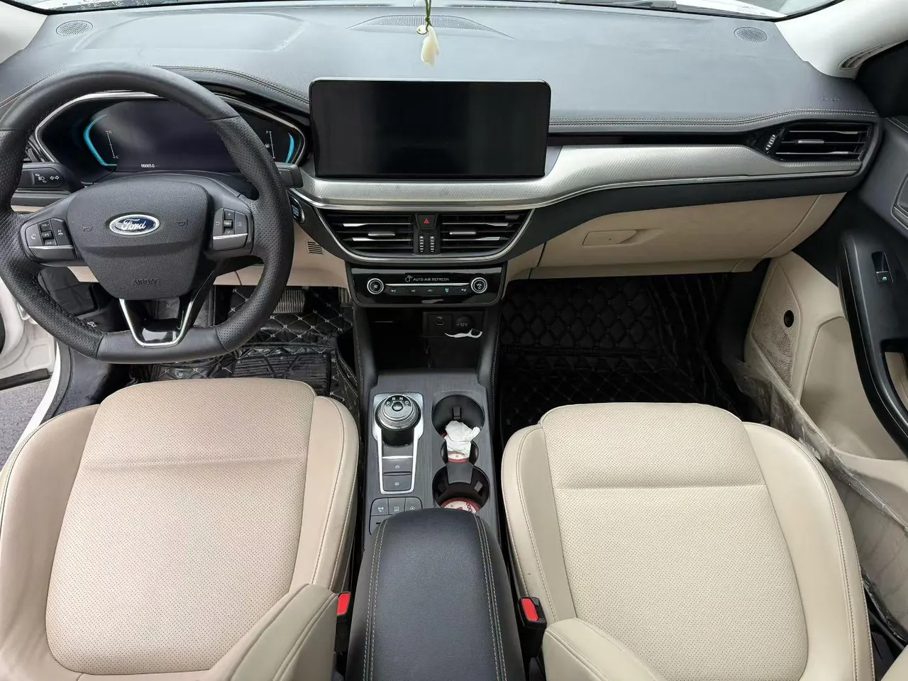 Ford 2020 Fox -3-compartment 1.5T EcoBoost 180 Front Tide Automatic Gear 7