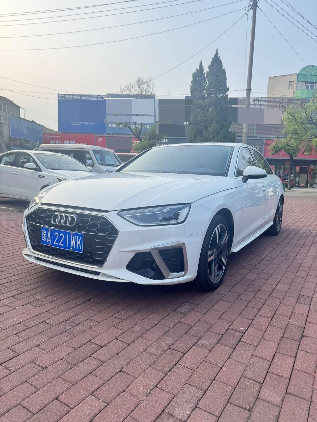 Audi 2020 A4L 2.0TFSI 40TFSI Deluxe Dynamic Automatic - View 1