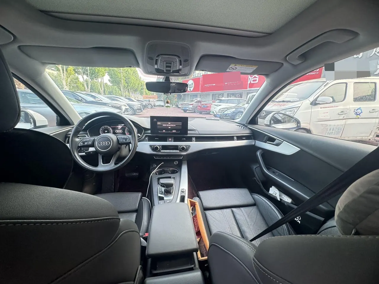 Audi 2020 A4L 2.0TFSI 40TFSI Deluxe Dynamic Automatic 5