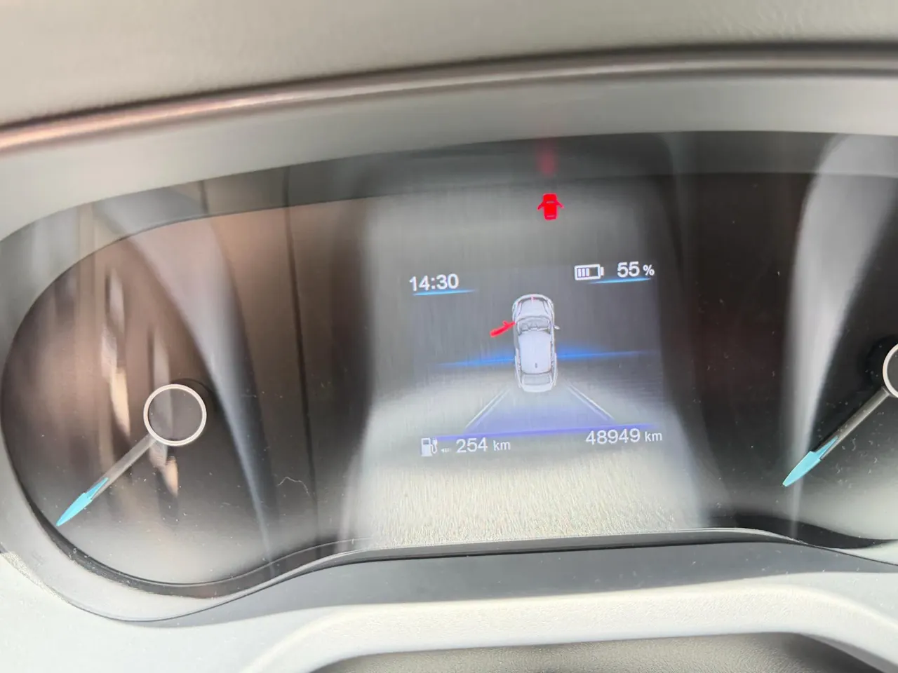 HongQi 2022 E-QM 5 431km Charging Enjoy Edition Automatic Gear 8