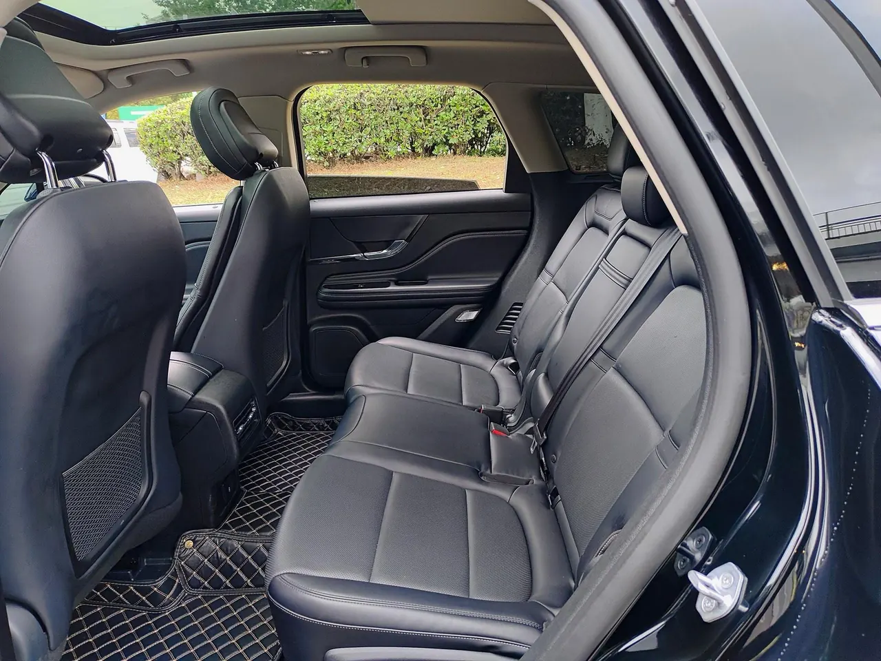 Lincoln 2023 adventurer 2.0T two-wheel drive elegant version of automatic gear 4