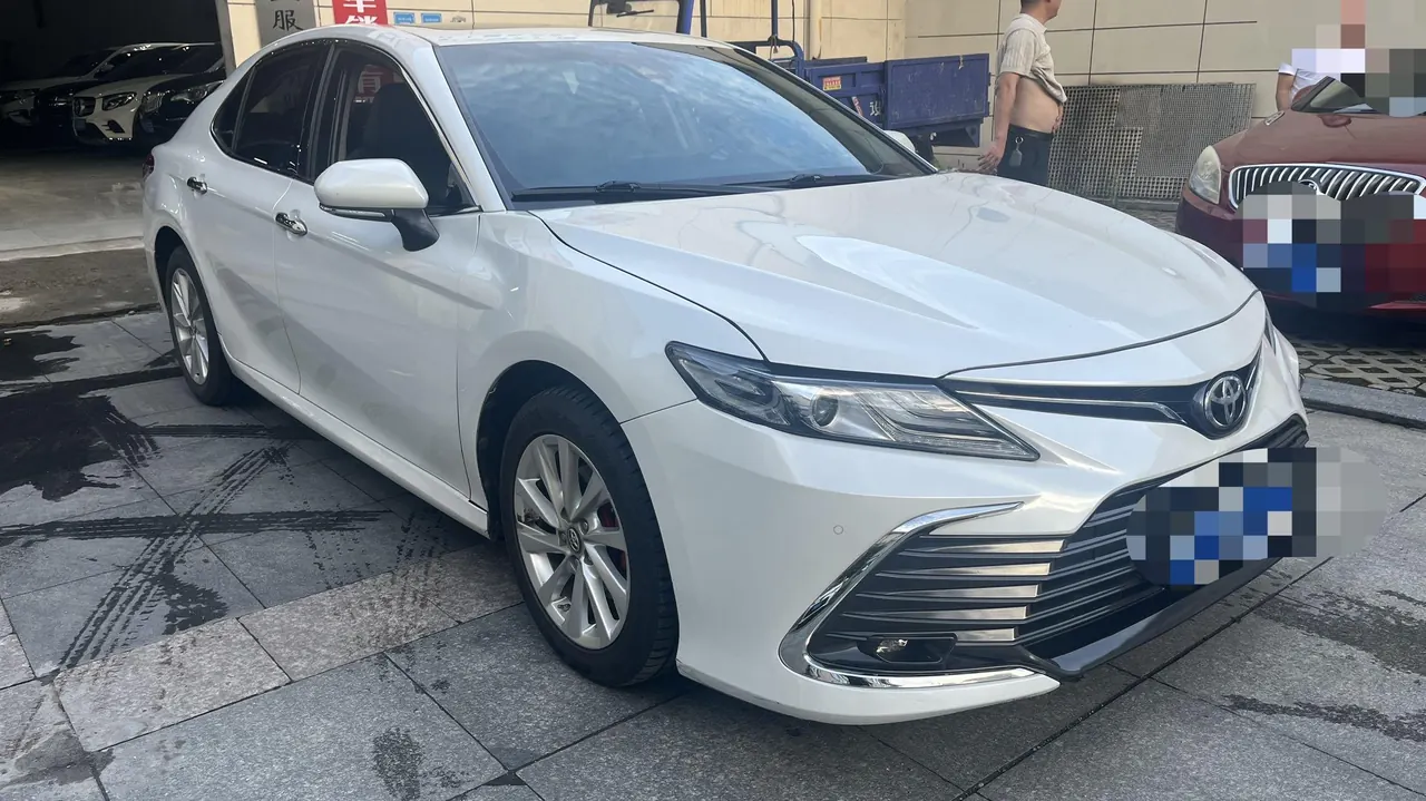 Toyota 2021 Camry 2.0G Stepless Deluxe Edition Automatic Gear 3
