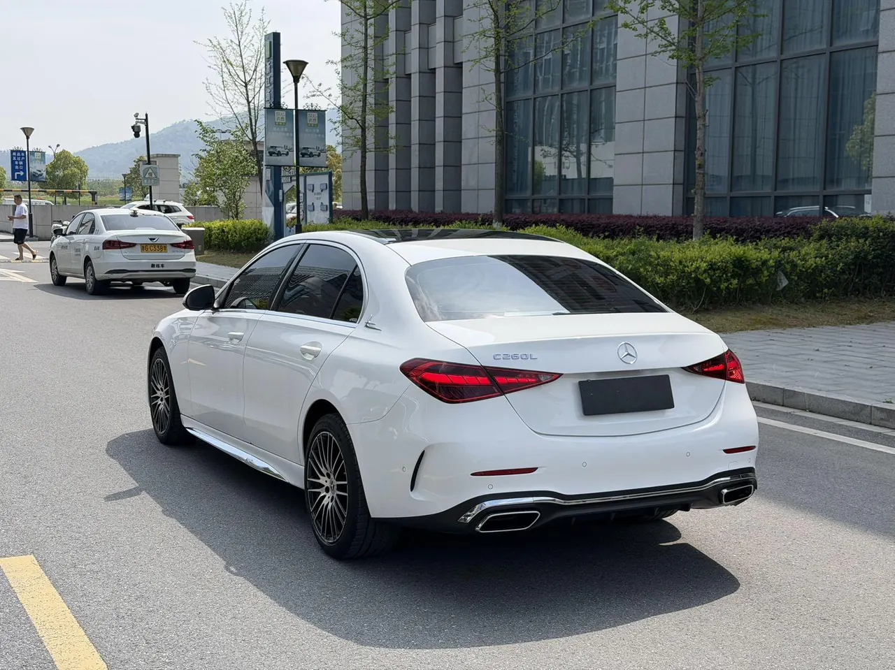 Mercedes Benz Class C 2023 C 260 L 48V 1.5T Automatic 7