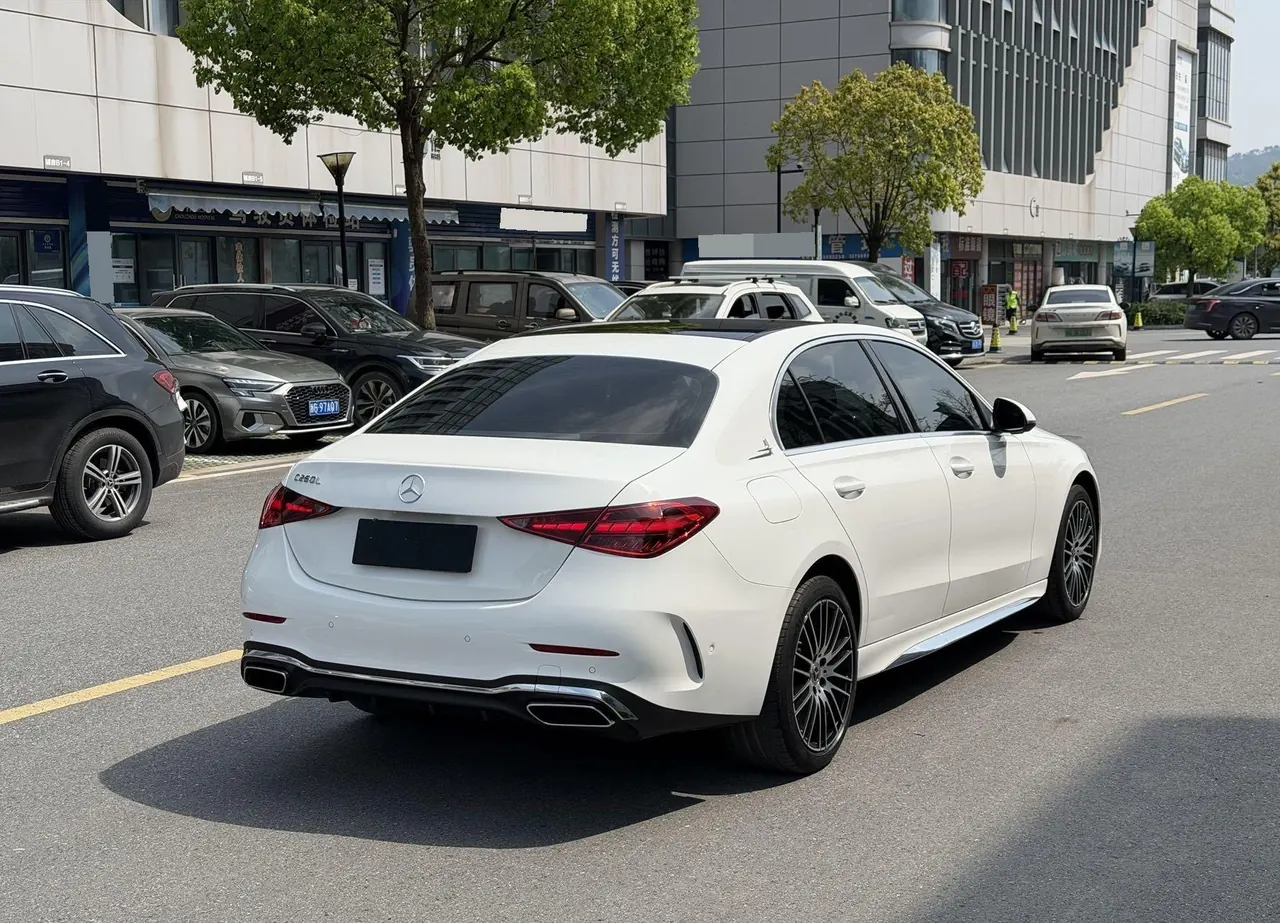 Mercedes Benz Class C 2023 C 260 L 48V 1.5T Automatic 9