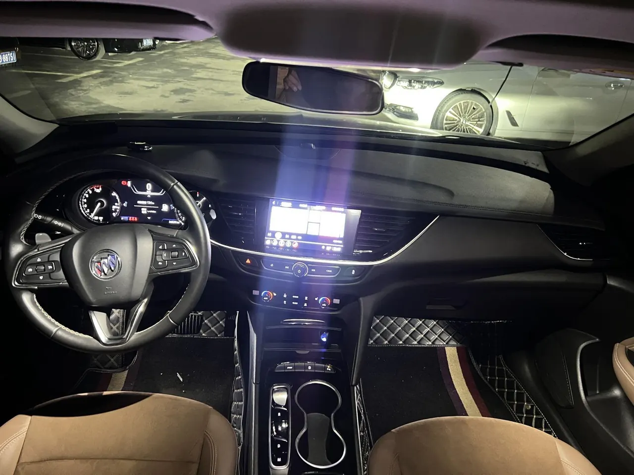 Buick 2020 Regal 1.5T 552T Elite Automatic Gear 3