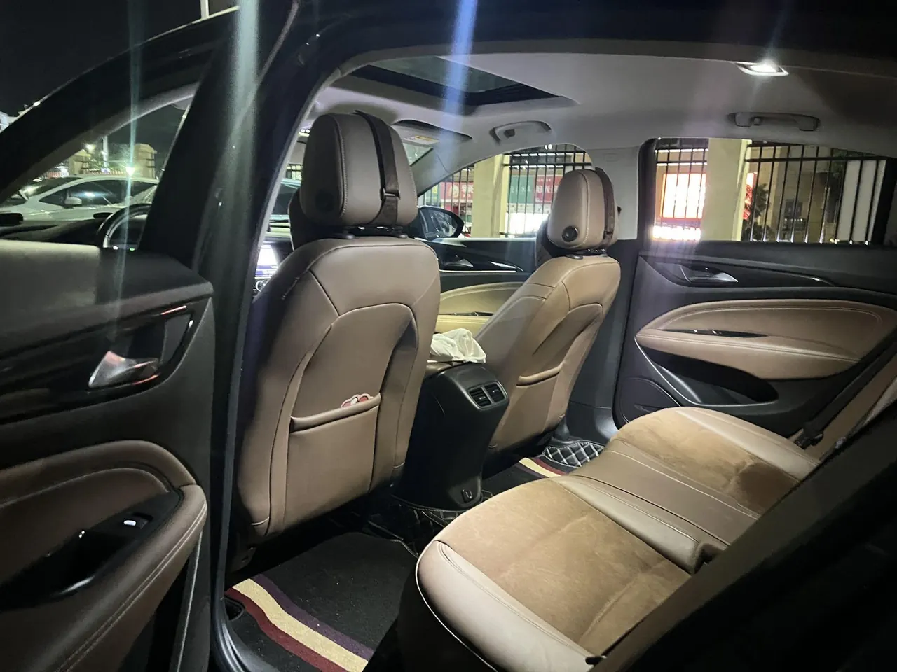 Buick 2020 Regal 1.5T 552T Elite Automatic Gear 4