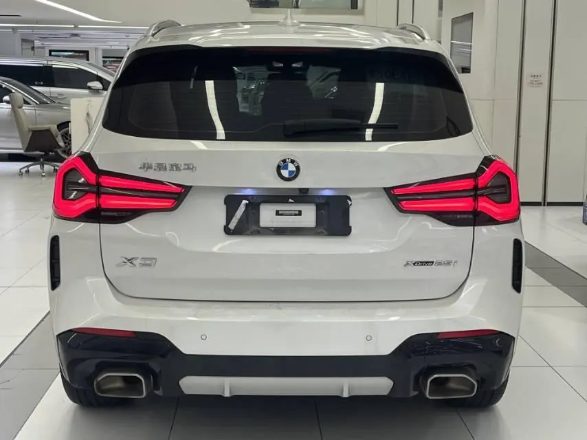 BMW 2022 X3 xDrive25i 2.0T M sports suit (changed) automatic gear 3