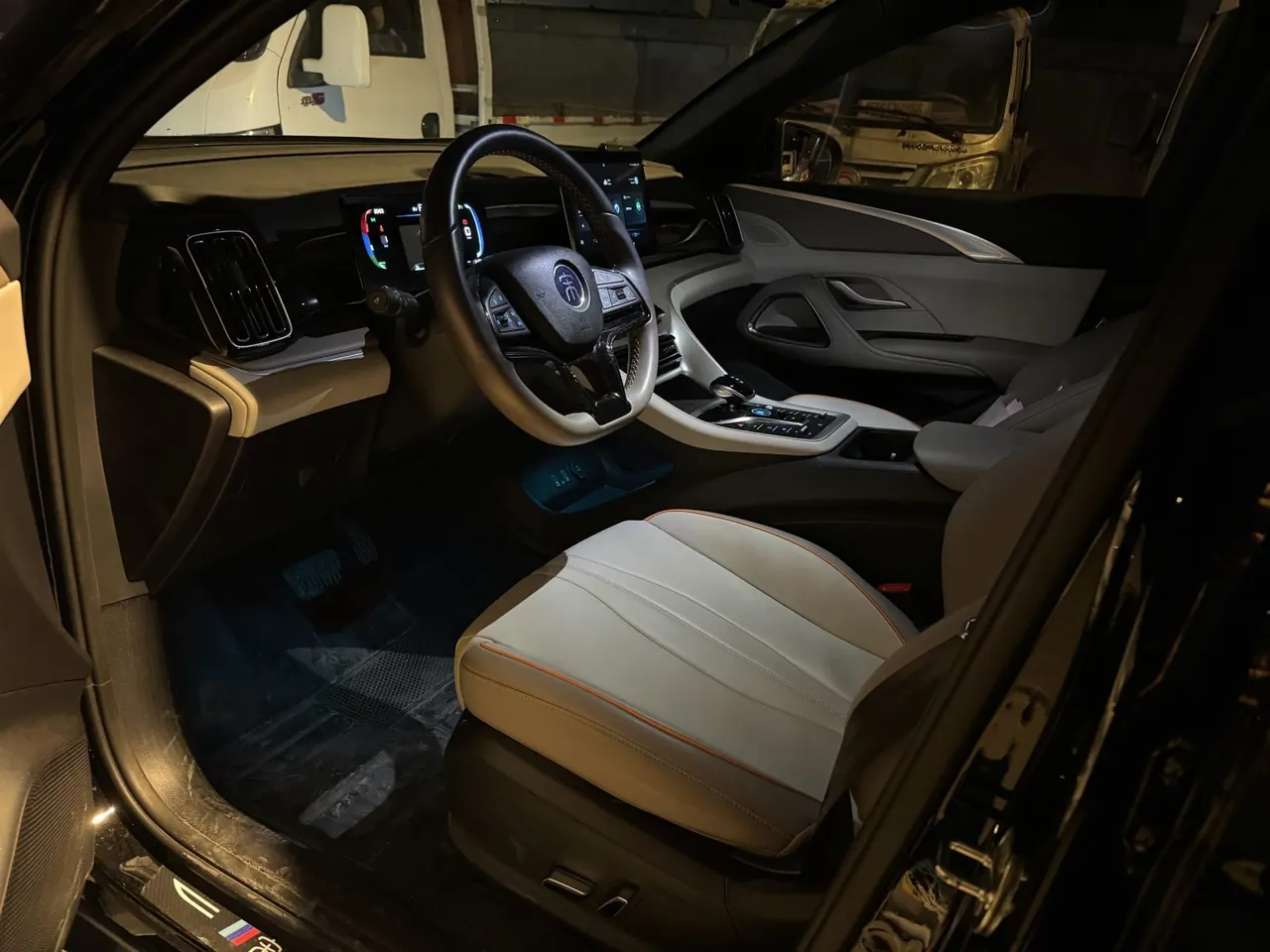 BYD Song Pro New Energy 2023 Song Pro DM-i 1.5 Stepless Champion Edition Pilot 71KM Automatic Gear 3