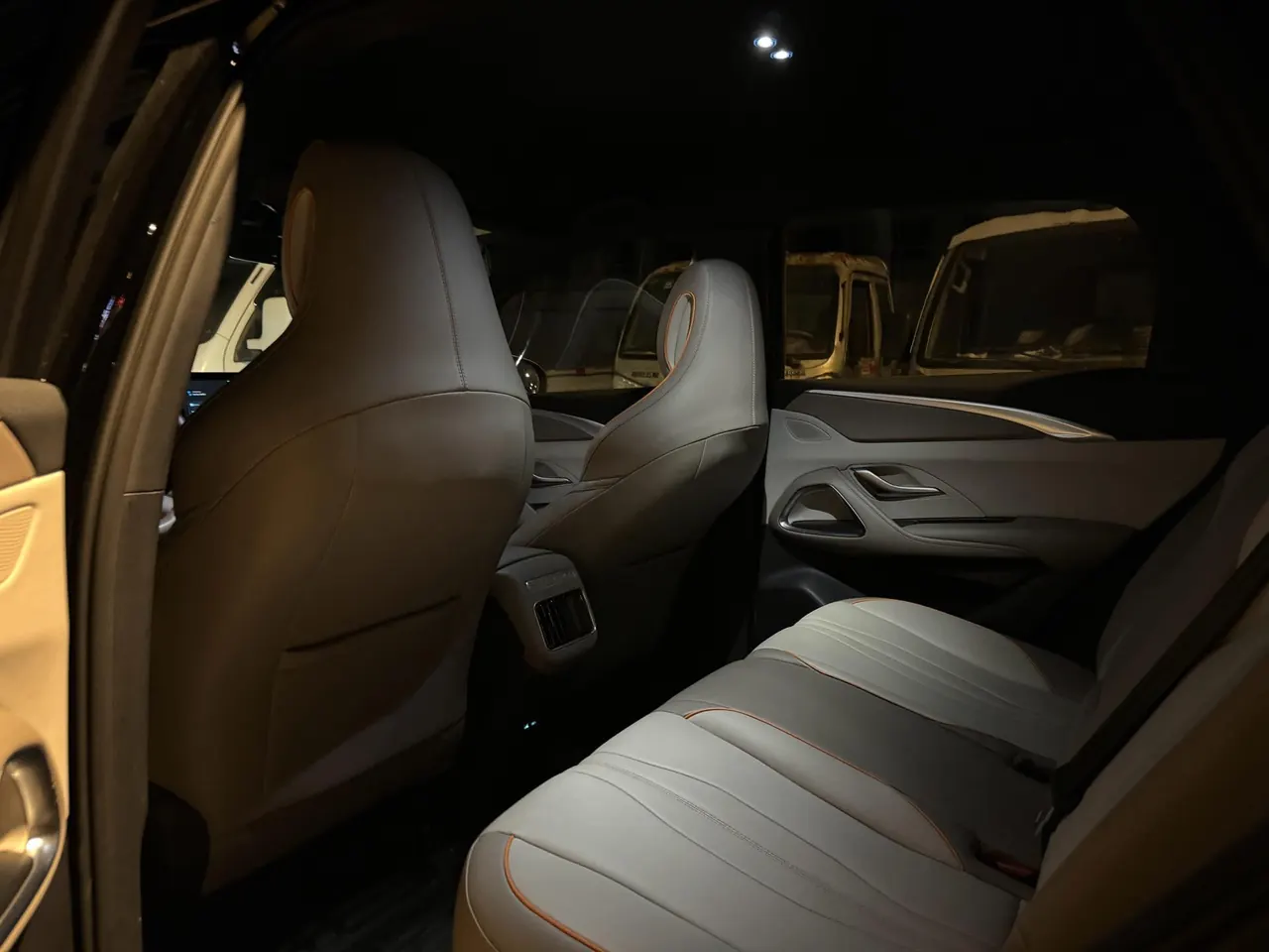 BYD Song Pro New Energy 2023 Song Pro DM-i 1.5 Stepless Champion Edition Pilot 71KM Automatic Gear 4