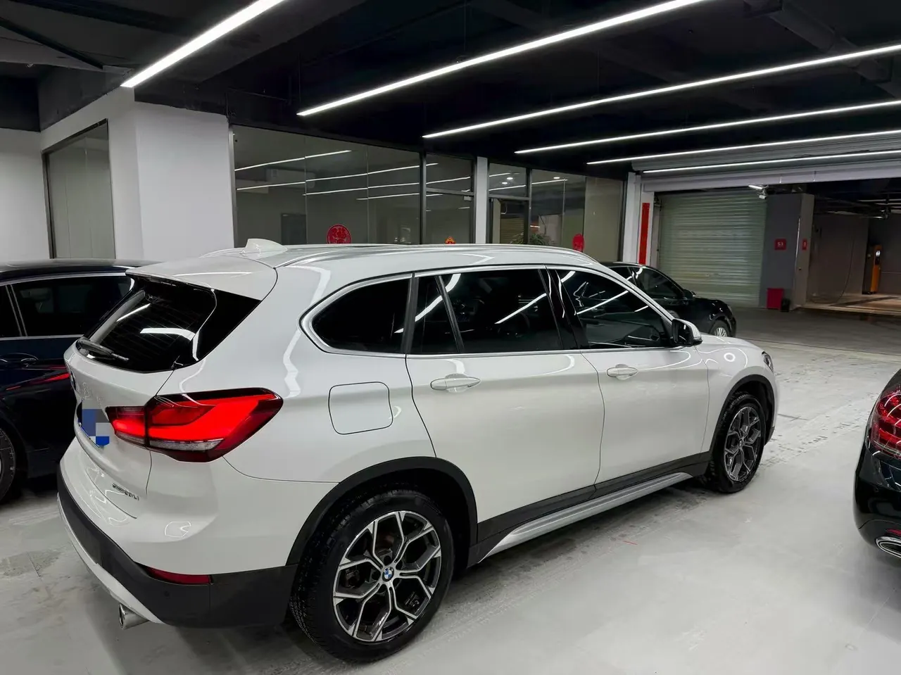 BMW 2020 X1 sDrive20Li 1.5T exclusive automatic gear 2