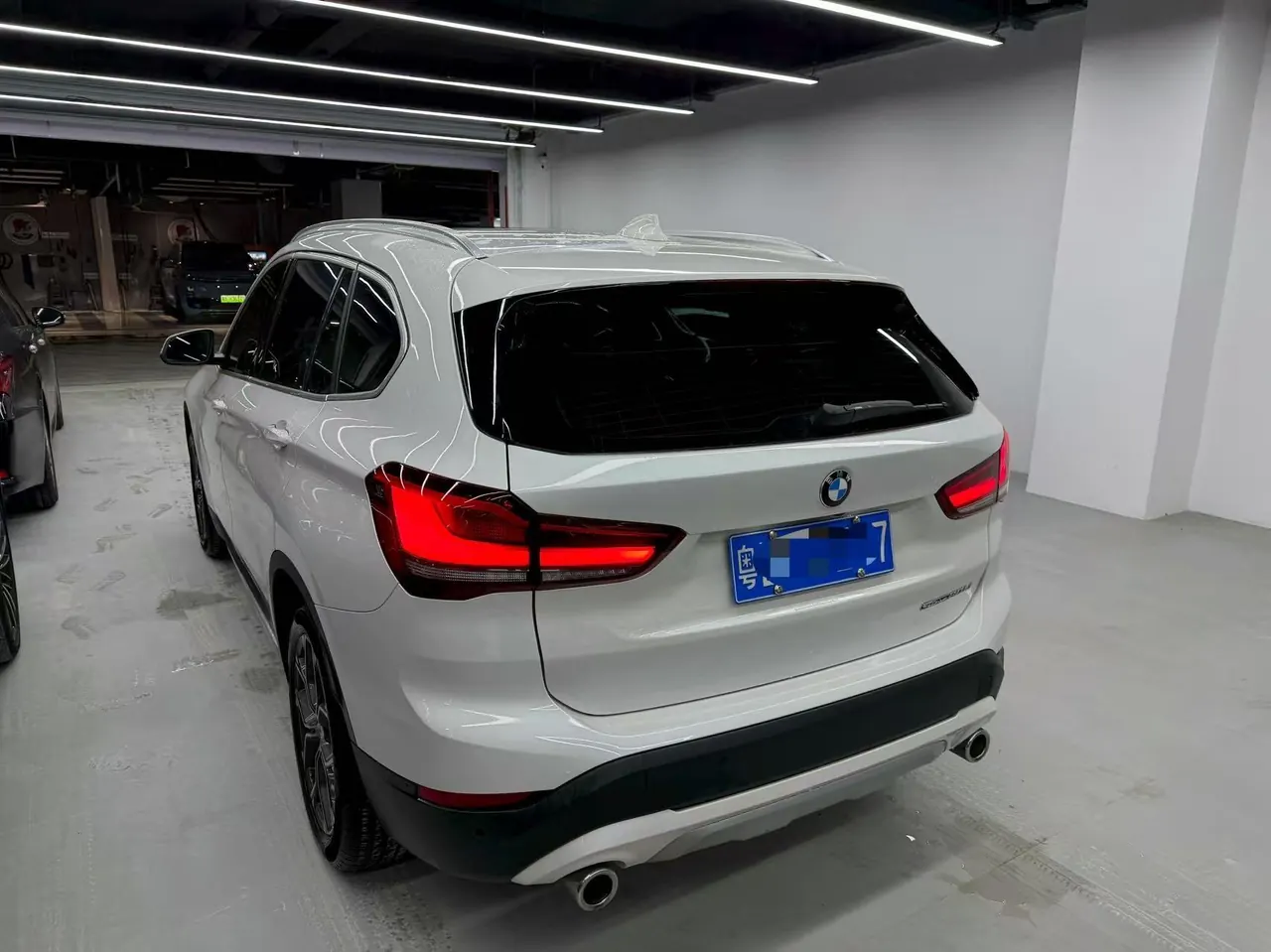 BMW 2020 X1 sDrive20Li 1.5T exclusive automatic gear 3