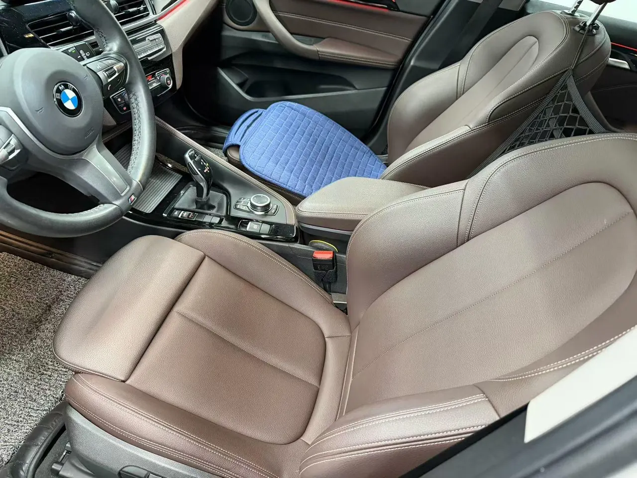 BMW 2020 X1 sDrive20Li 1.5T exclusive automatic gear 6