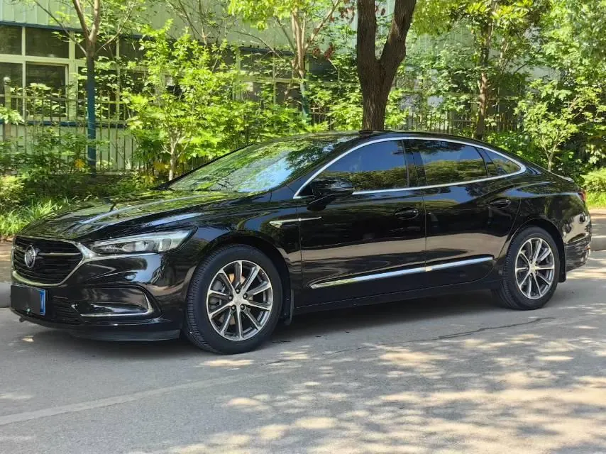 Открыть галерею: Buick 2022 LaCrosse 2.0T 652T Luxury Automatic