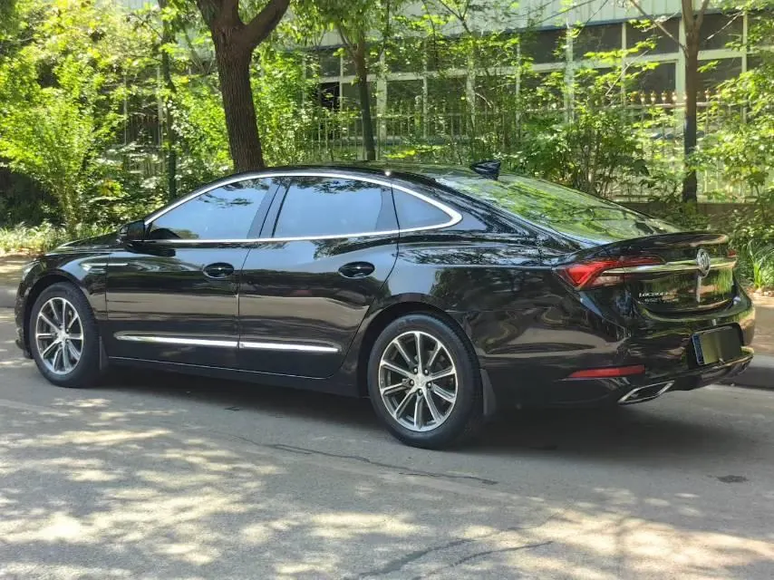 Buick 2022 LaCrosse 2.0T 652T Luxury Automatic 7