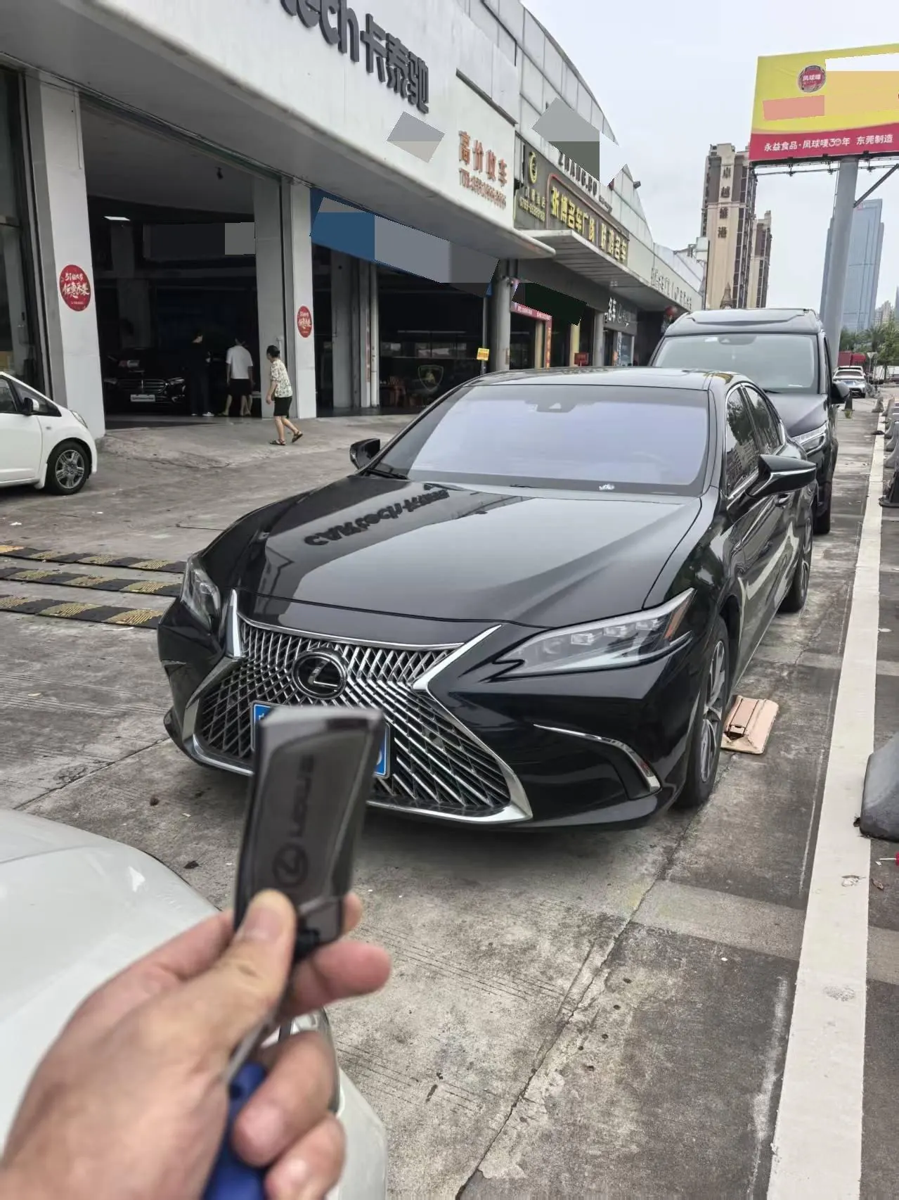 Lexus ES (Imported) 2022 ES300h 2.5 Stepless Excellence Edition Automatic Gear - View 1