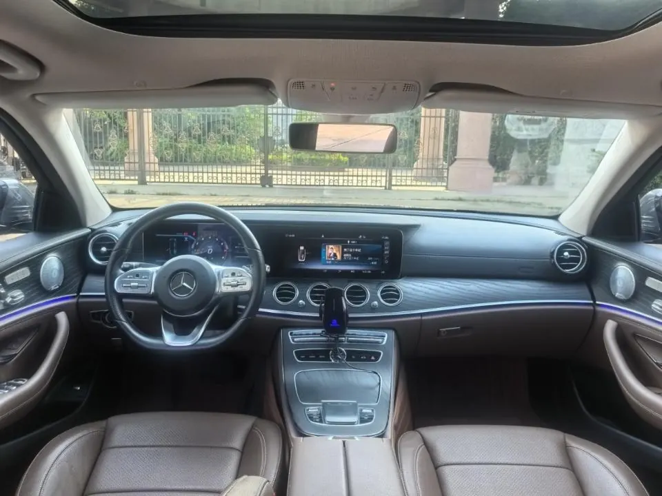 Mercedes Benz E Class 2020 E 300 L 2.0T Sports Luxury Automatic Gear 5