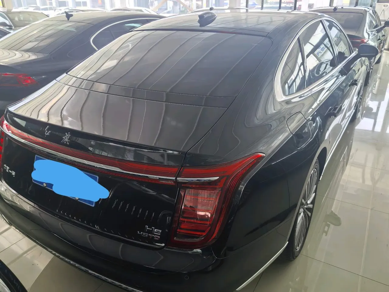 HongQi 2020 H9 48V 2.0T Zhilian Flag Edition Automatic Gear 4