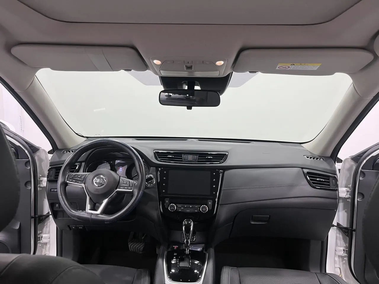 Nissan 2023 Qijun Classic 2.0 Stepless Two-Drive Intelligent Joint Premium Edition Automatic Gear 5