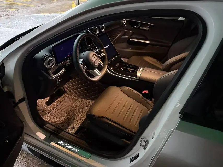 Mercedes Benz Class C 2023 C 260 L 48V 1.5T Sports Edition (Modified 2) Automatic Gear 4