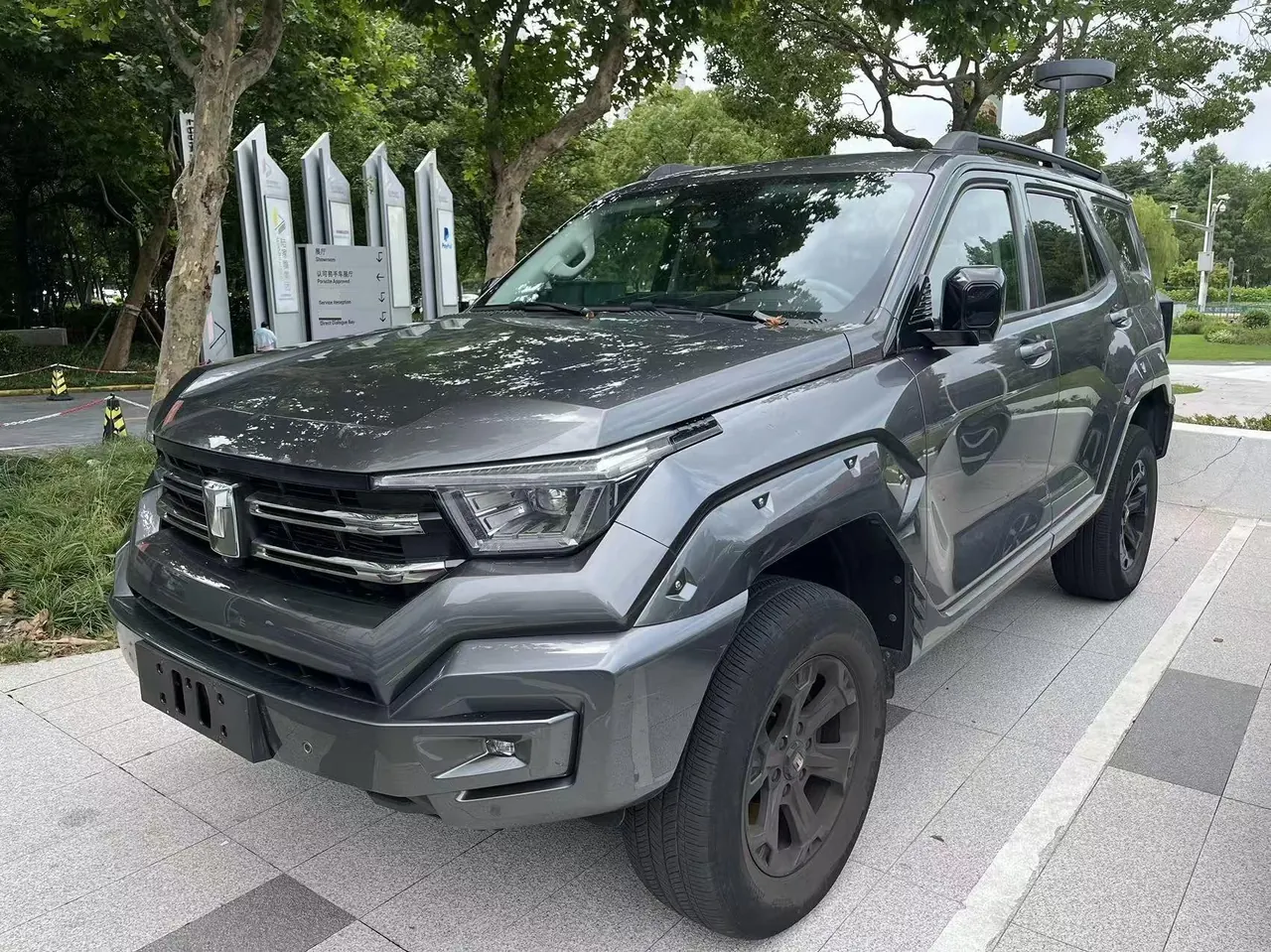 Tank 2024 Tank 400 Hi4-T 2.0T off-road version automatic gear - View 1