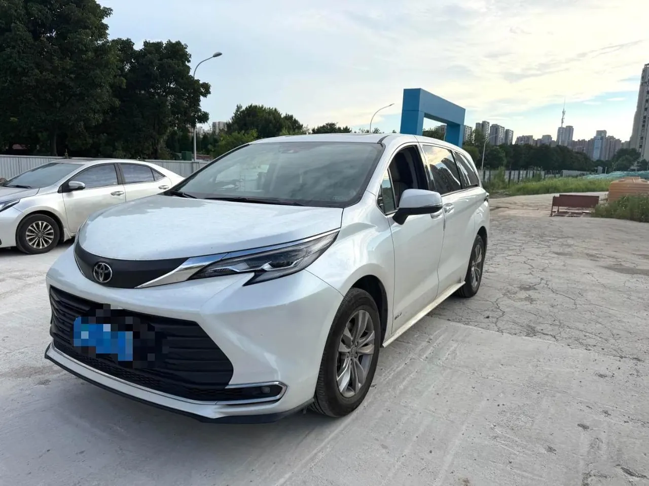 Toyota 2024 Sana 2.5 Stepless Comfort Edition Automatic Gear - View 1