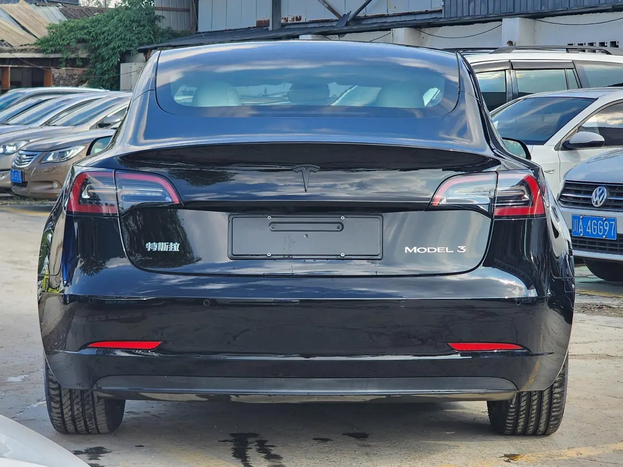 Tesla 2022 Model 3 rear-wheel drive version of automatic transmission 8