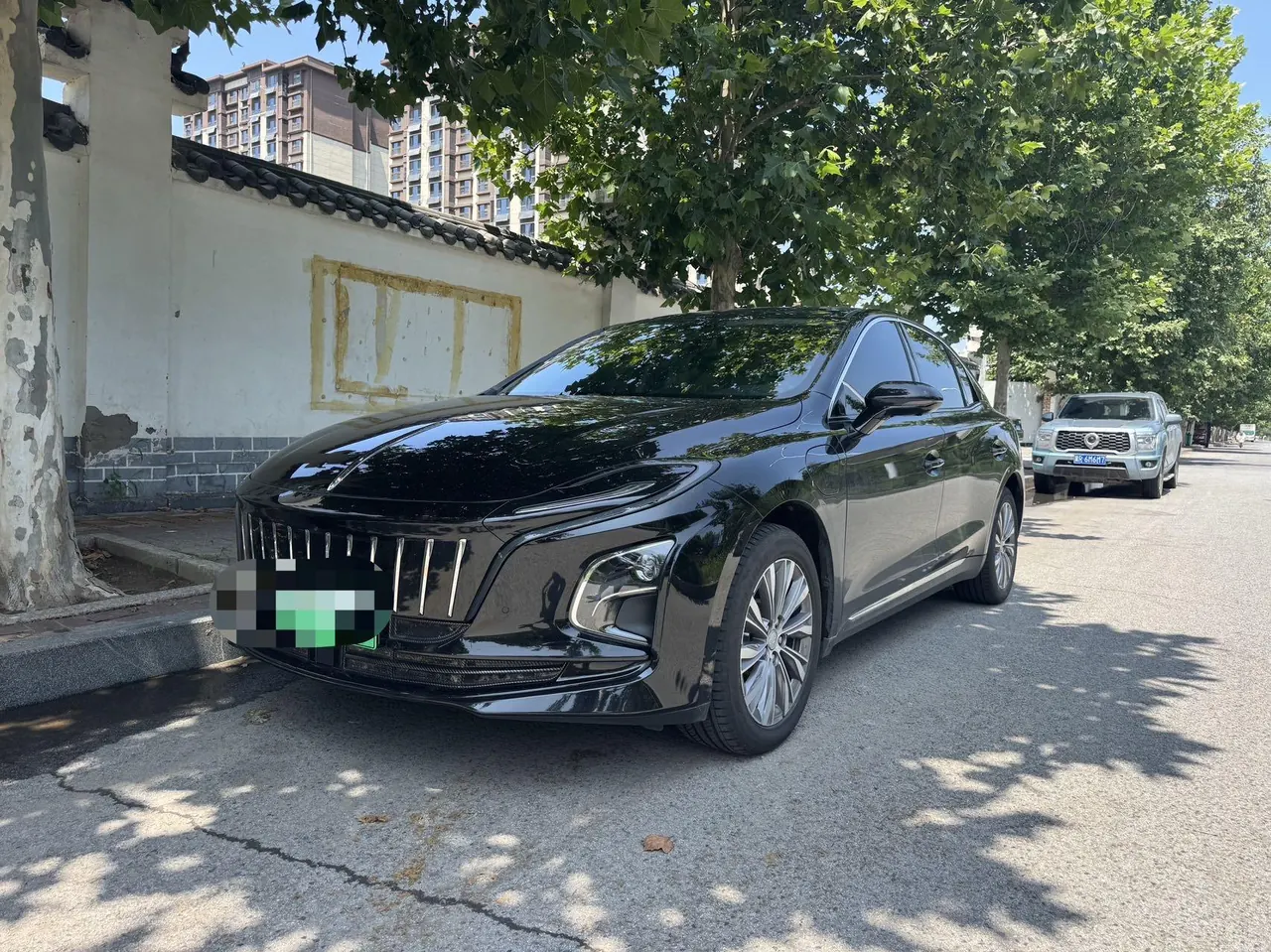 Open image lightbox: HongQi 2023 E-QM5 E-QM5 PLUS automatic gear