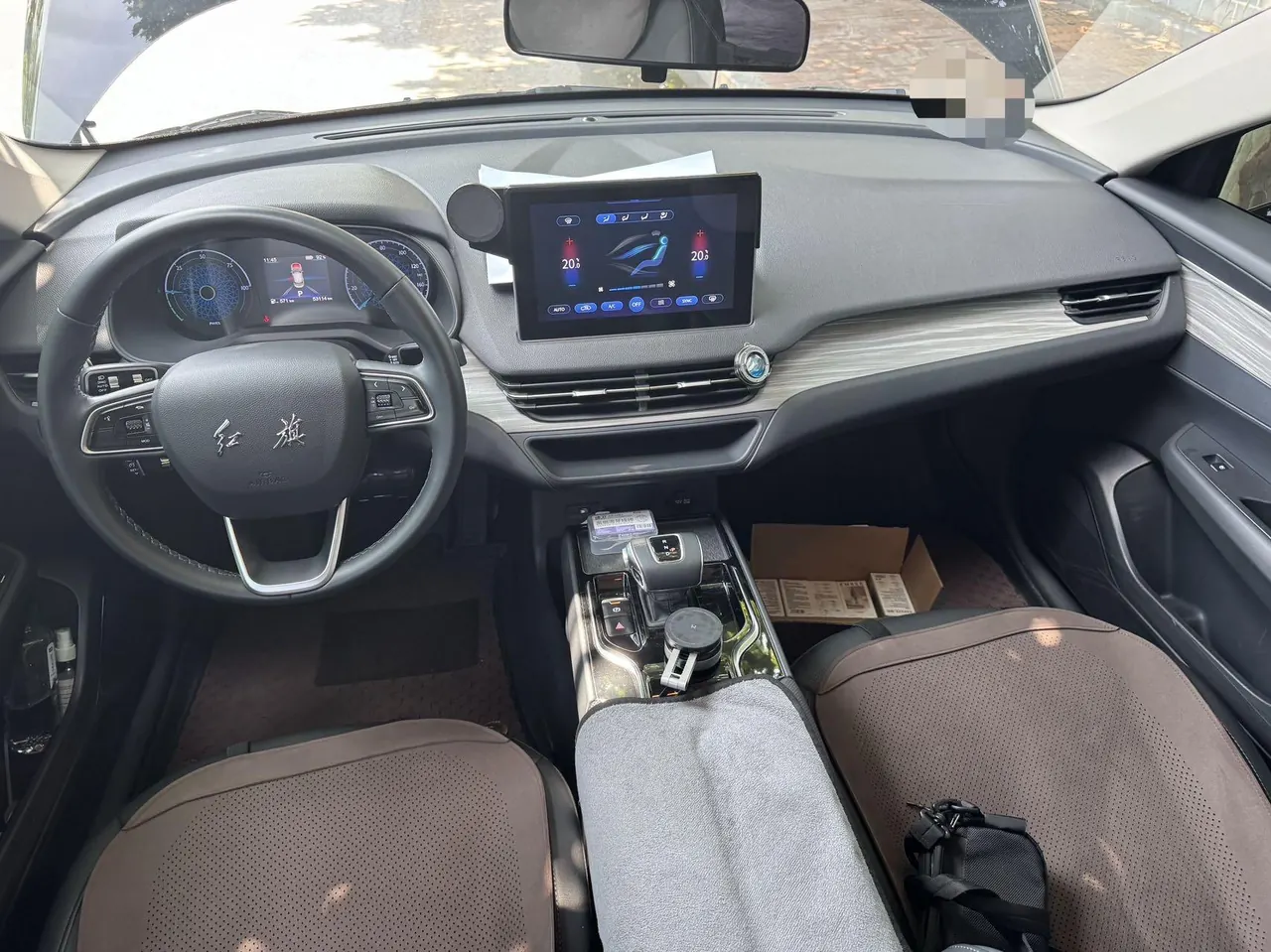 HongQi 2023 E-QM5 E-QM5 PLUS automatic gear 7