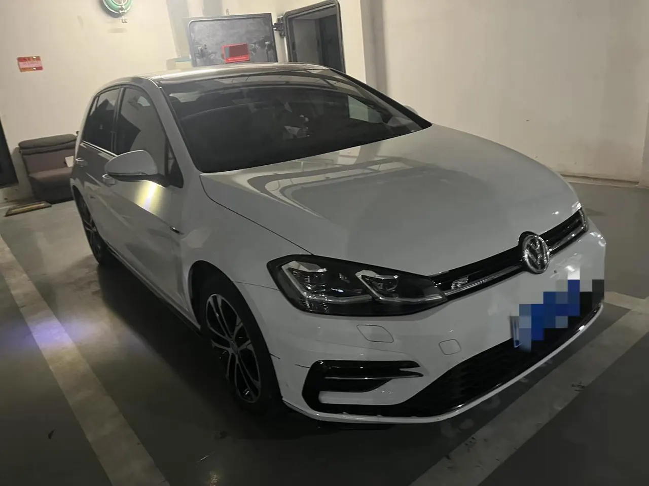 Volkswagen 2020 Golf 7 R-Line 1.4TSI 280TSI Automatic 3