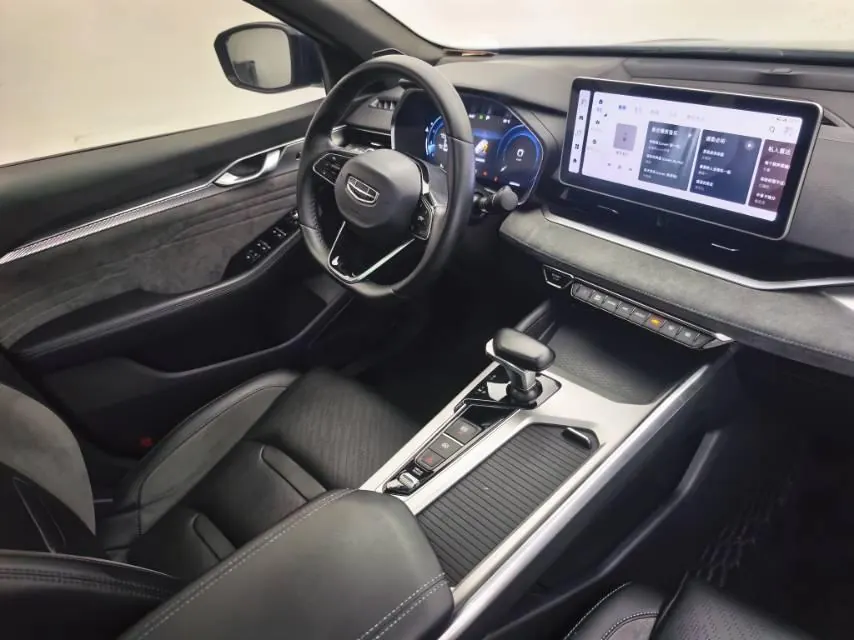 Geely 2023 xingrui 2.0TD only this green version of automatic gear 11