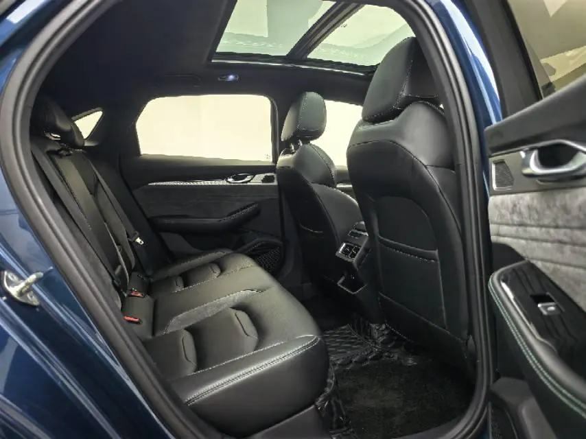 Geely 2023 xingrui 2.0TD only this green version of automatic gear 12