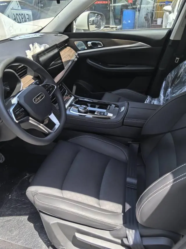 Skyworth 2023 EV6 Super Charge Edition Automatic Gear 2