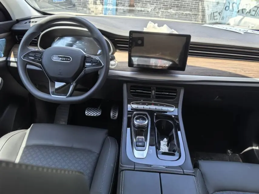 Skyworth 2023 EV6 Super Charge Edition Automatic Gear 4