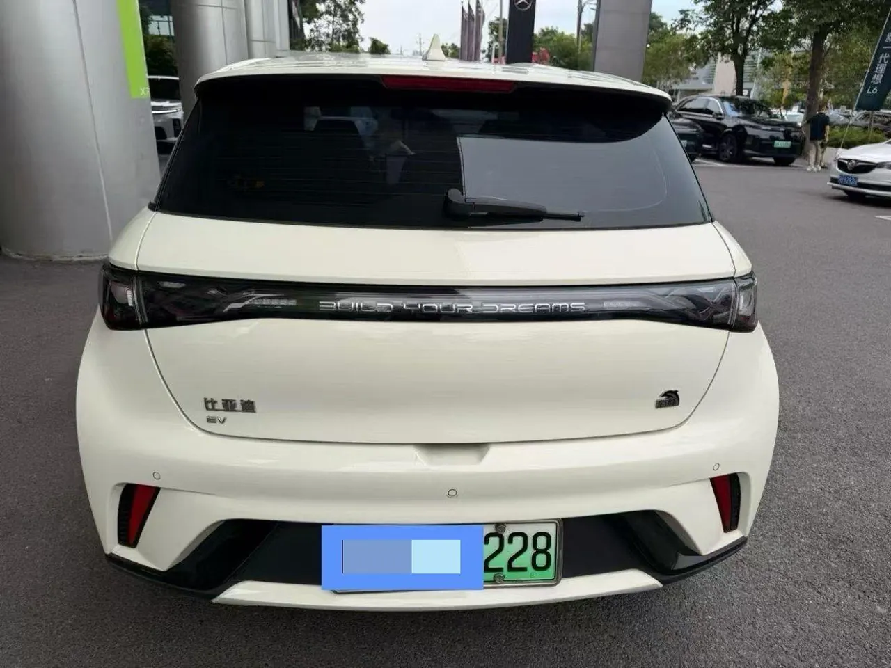 BYD 2023 Dolphin 420km Fashion Edition Automatic 5