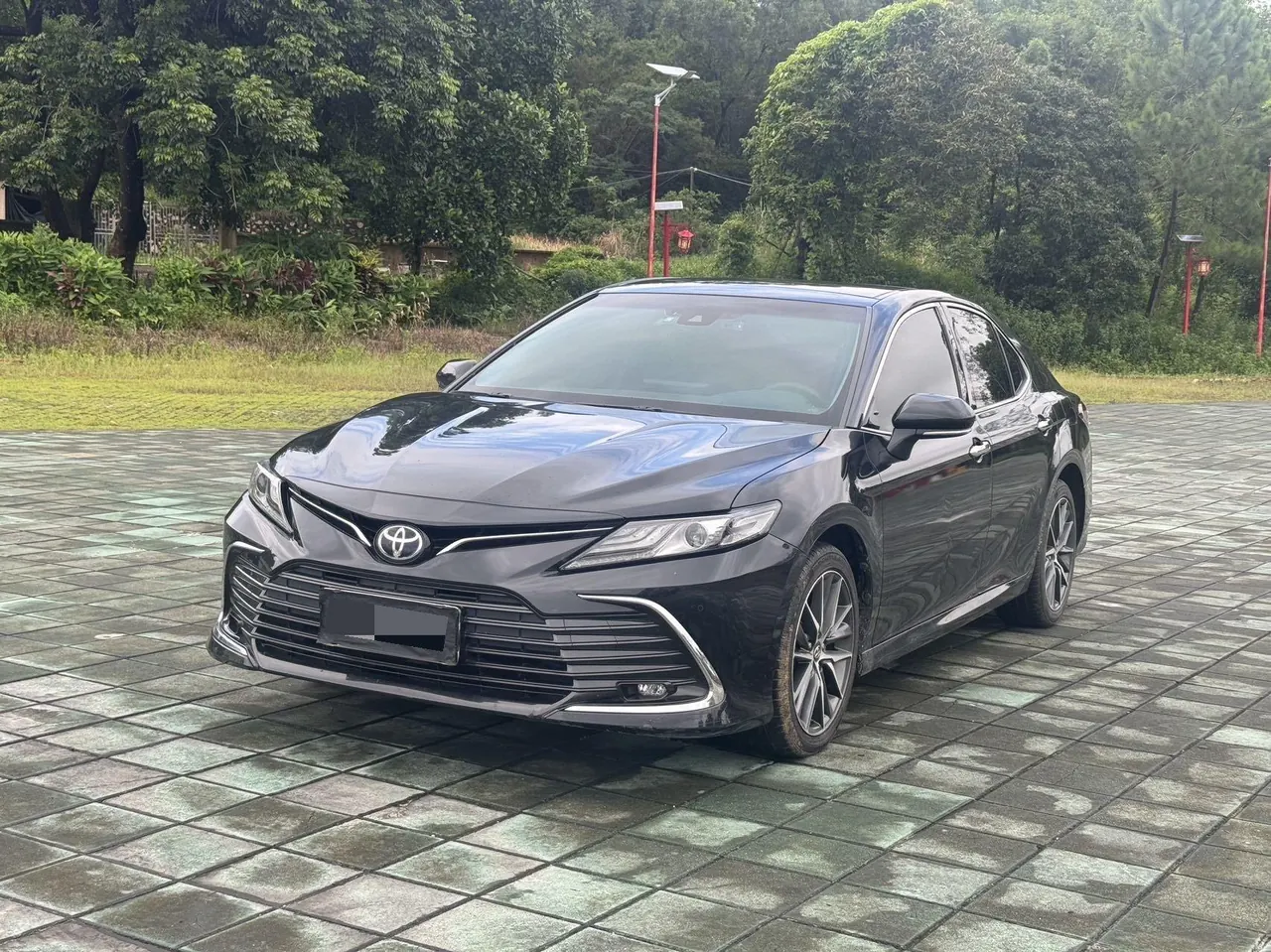 Toyota 2021 Camry 2.5G Deluxe Edition Automatic Gear - View 1