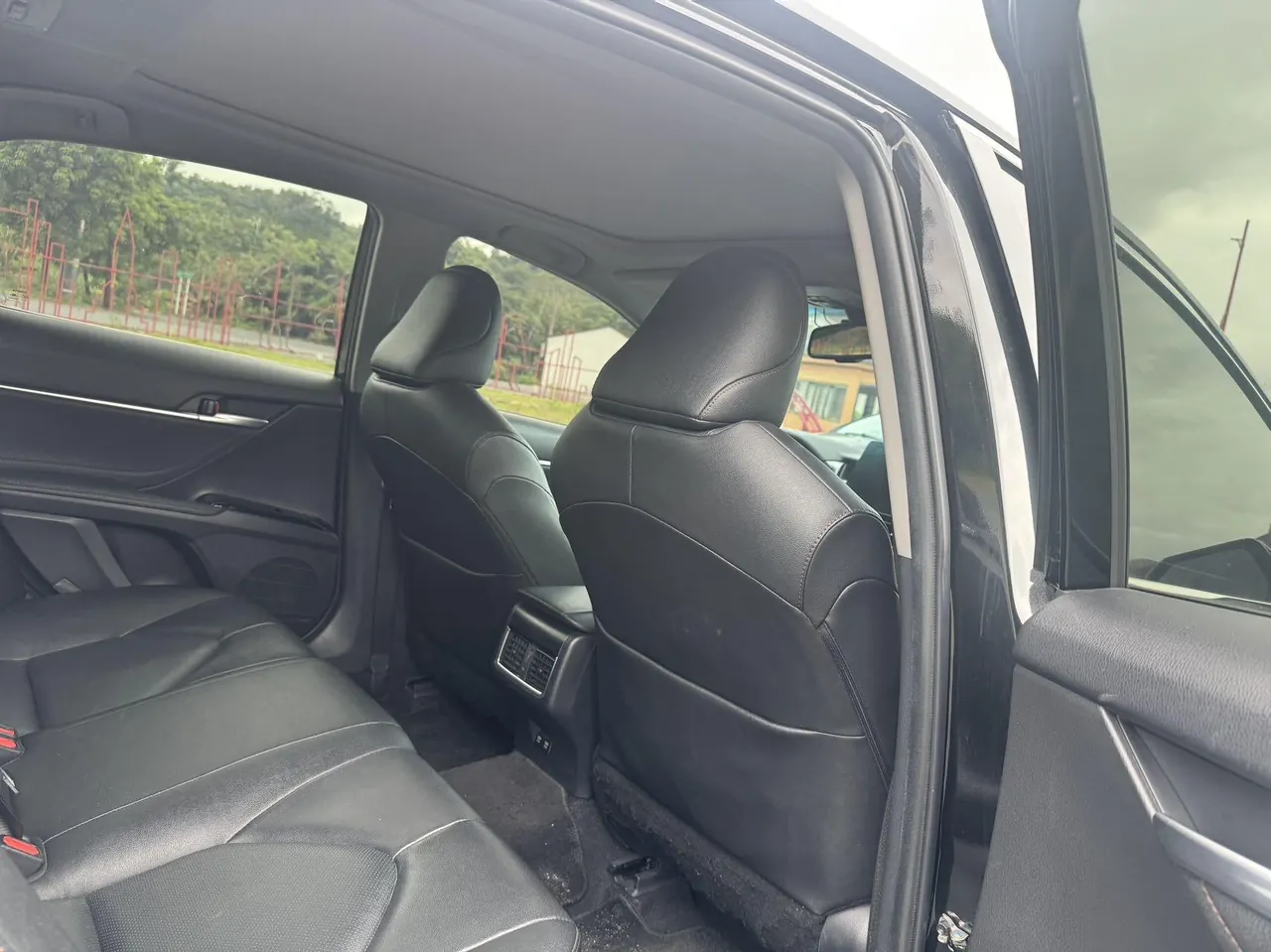 Toyota 2021 Camry 2.5G Deluxe Edition Automatic Gear 6