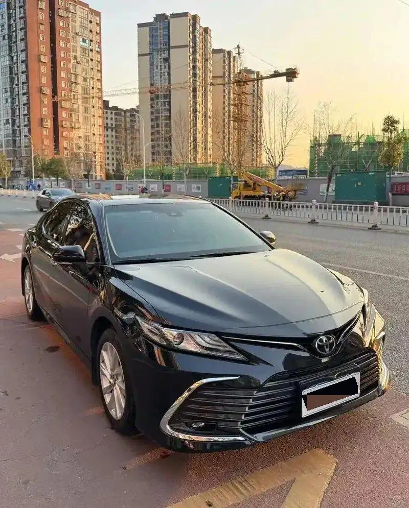 Toyota 2022 Camry 2.0S Stepless Knight Edition Automatic Gear 2