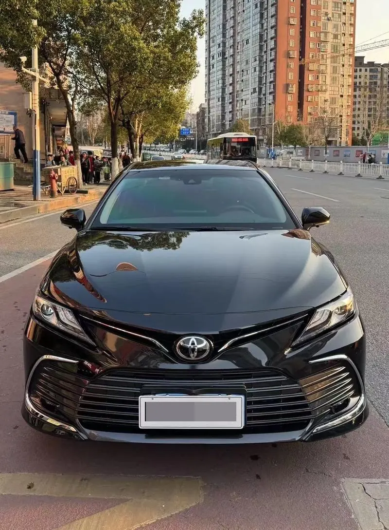 Toyota 2022 Camry 2.0S Stepless Knight Edition Automatic Gear 3
