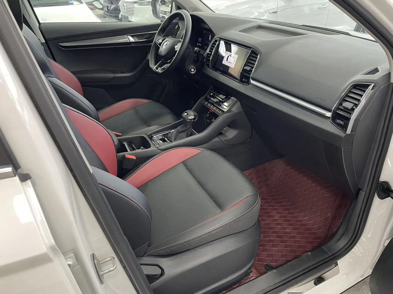 Skoda 2022 Keluoke 1.4TSI TSI280 Premium Edition Automatic Gear 7