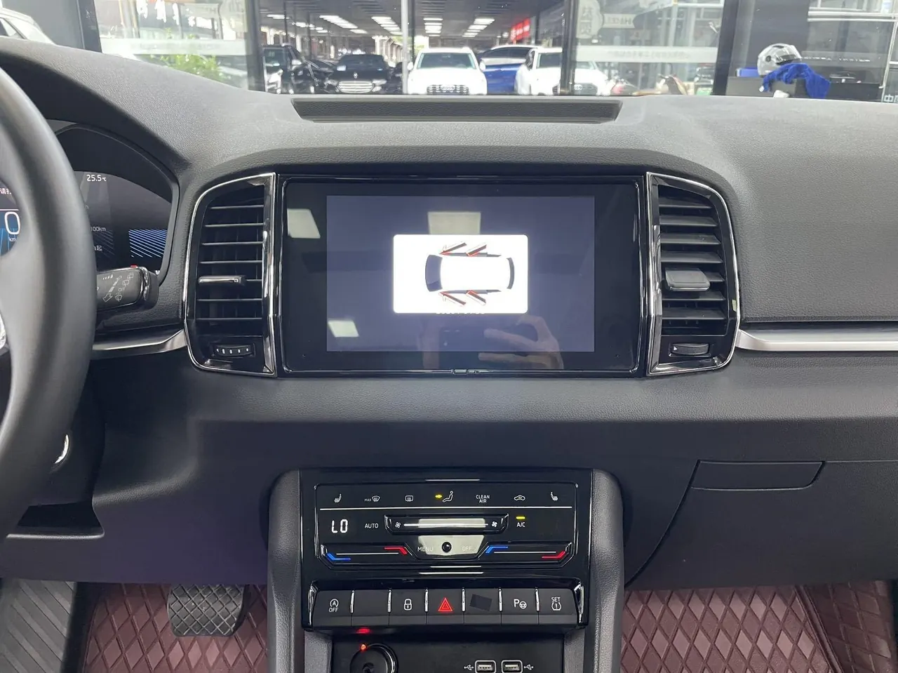 Skoda 2022 Keluoke 1.4TSI TSI280 Premium Edition Automatic Gear 9
