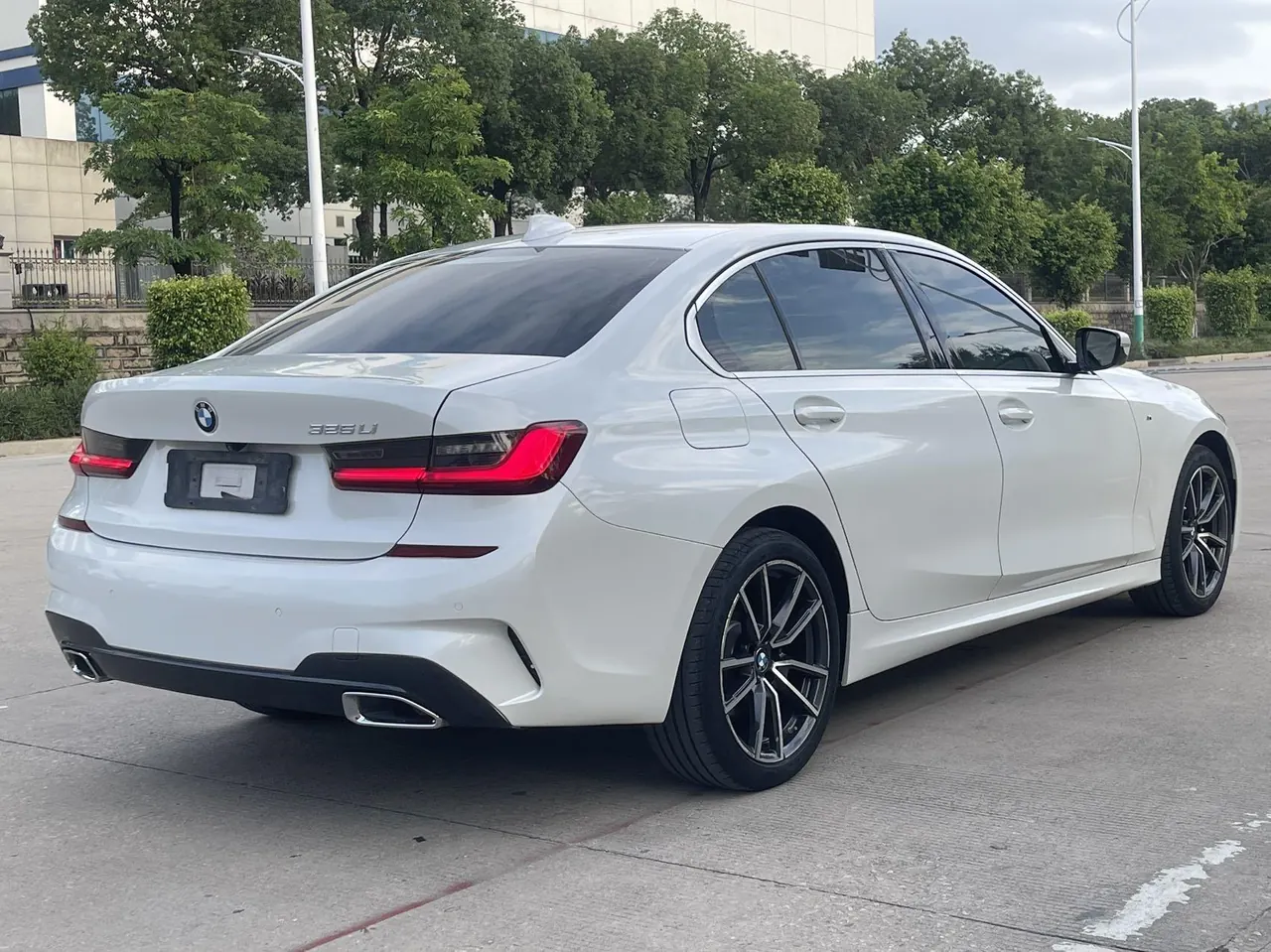 BMW 3 Series 2021 320Li 2.0T M Sports Suit (Modified) Automatic Gear 7
