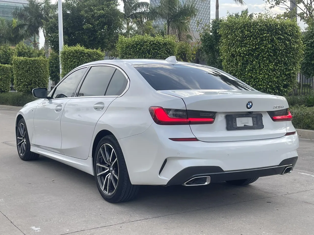 BMW 3 Series 2021 320Li 2.0T M Sports Suit (Modified) Automatic Gear 9