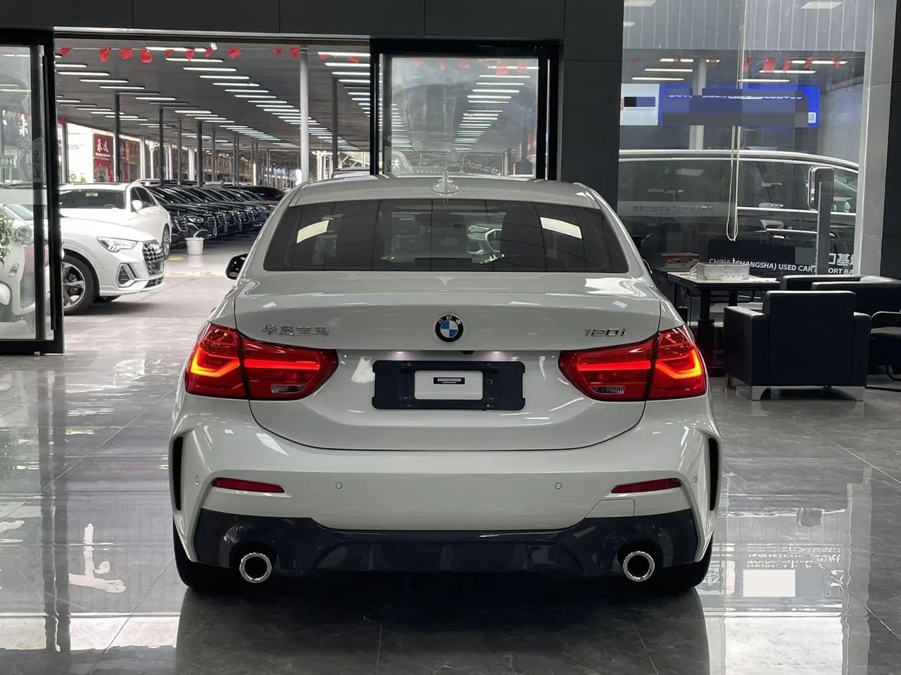 BMW 1 Series 2023 120i 1.5T M Sports Edition Automatic Gear 11