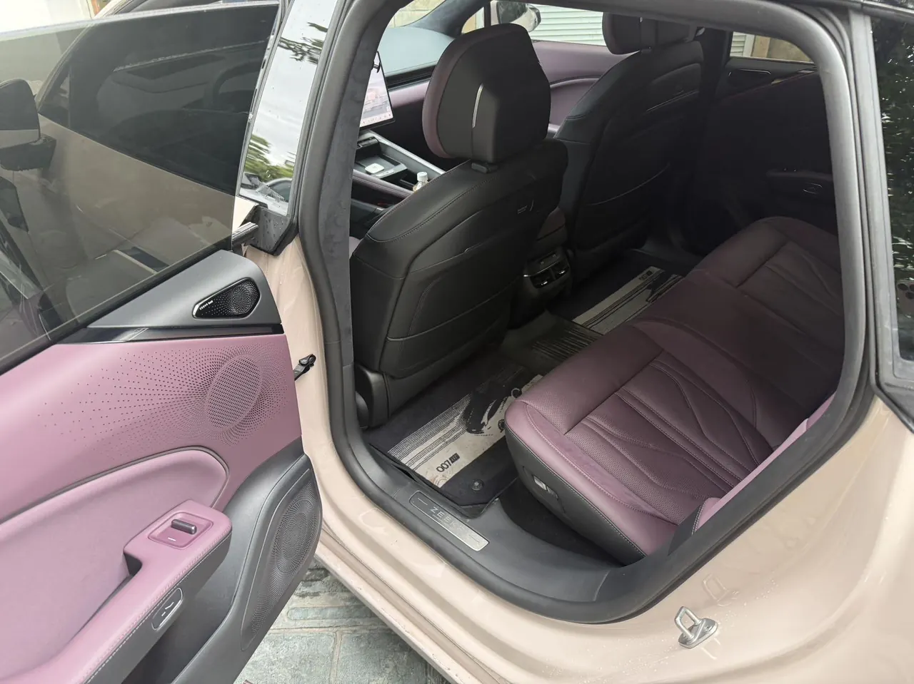 Zeekr 2025 Zeekr 7X 75kWh rear drive smart driving version automatic transmission 6
