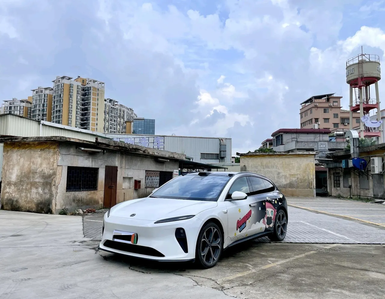 NIO 2024 ET5T 75kWh Touring automatic - View 1