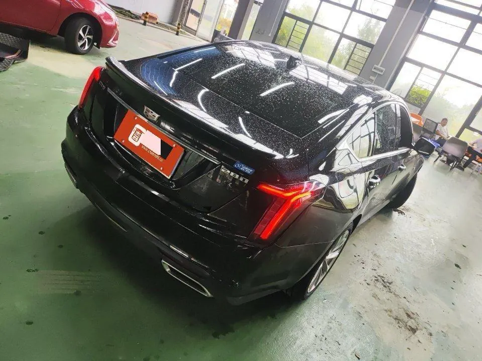 Cadillac 2022 CT5 2.0T 28T Luxury (Standard Edition) Automatic Gear 3