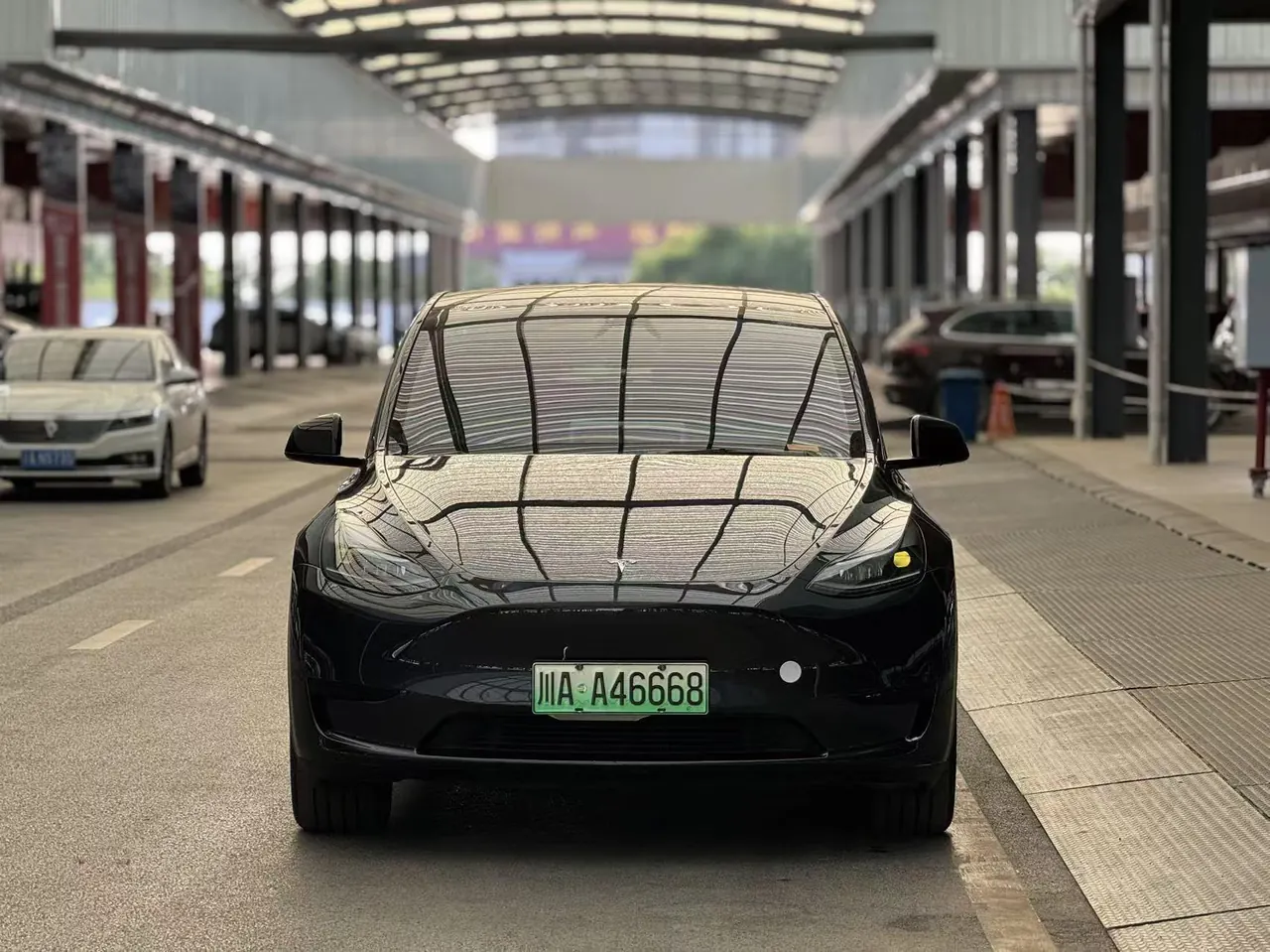 Tesla 2024 Model Y rear-wheel drive version automatic transmission 2